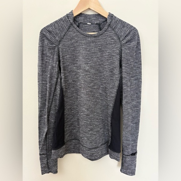 lululemon athletica Tops - Lululemon Gray and Black Long Sleeve Athletic Top Size 8